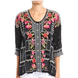 Johnny Was carnation embroidered blouse top women’s medium